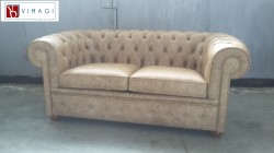 Divano Chesterfield 2 posti in pelle Tamponata Beige